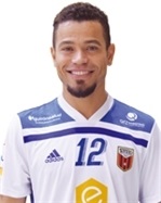 Oliveira do Nascimento Villiams "Vassoura"